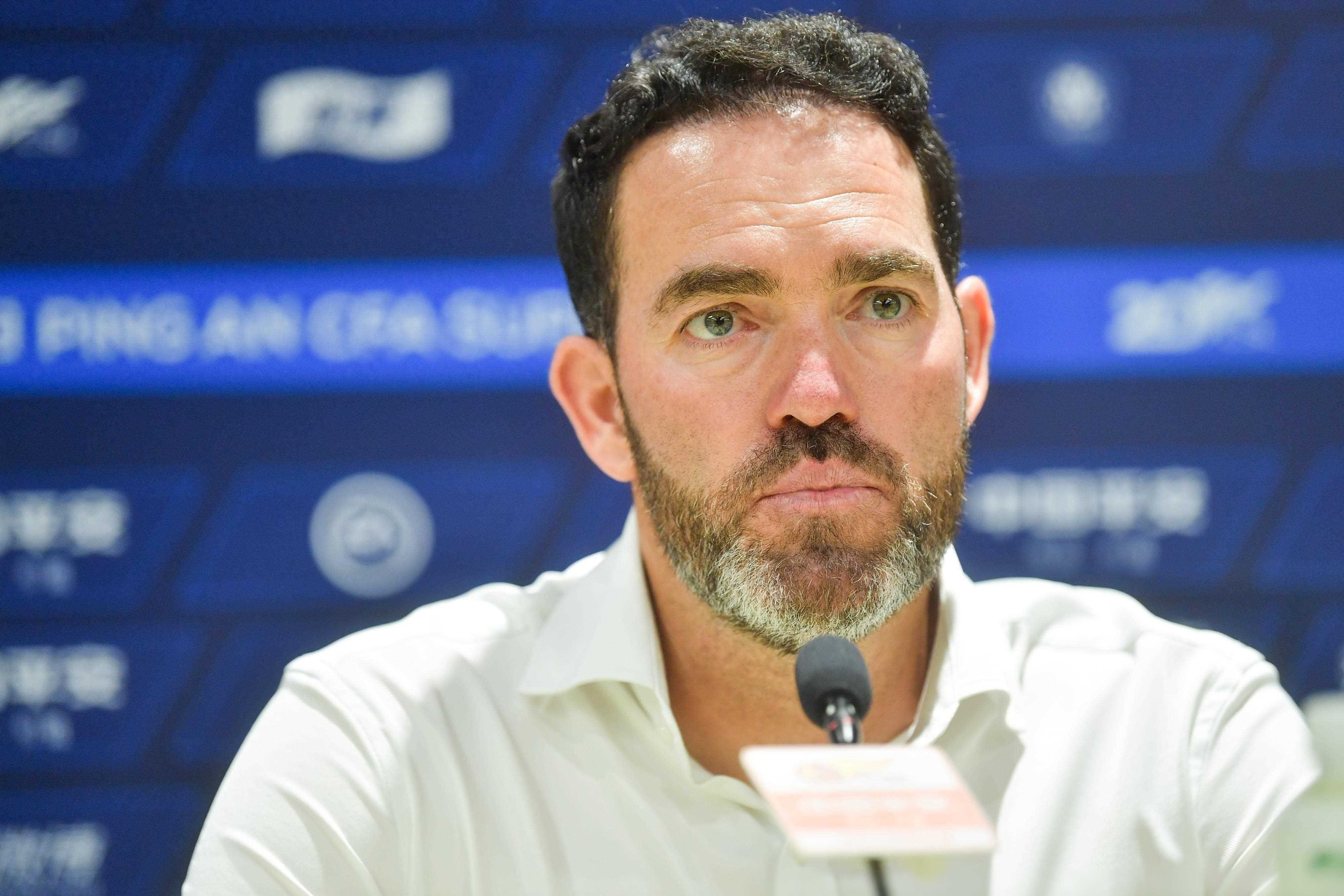 原创苏亚雷斯申花主场献歌杨雪比赛精彩绝伦难忘瞬间