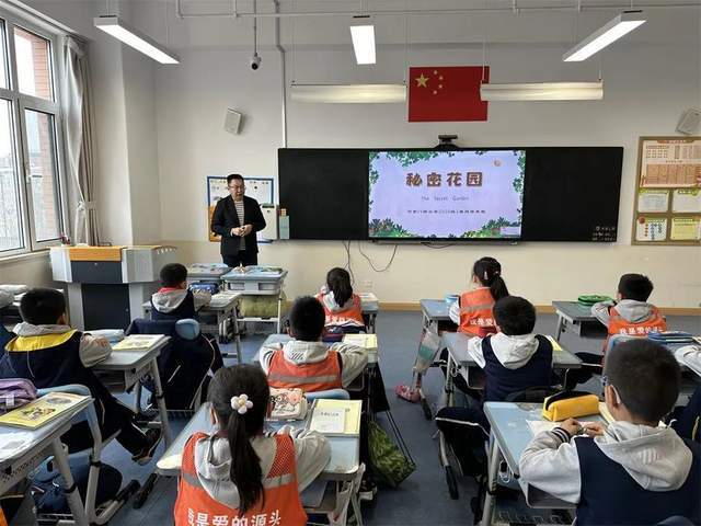 春日语你相约金童乐享文趣青岛金门路小学启动第六届语文节