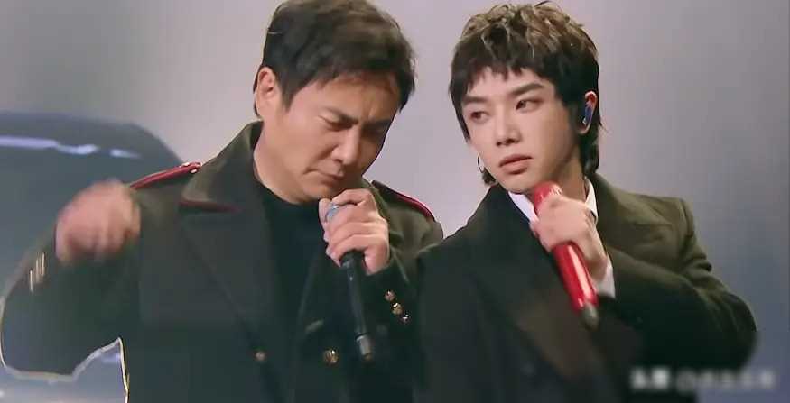 华晨宇的综艺表现曾引人注目,但其独特的风格未被广泛接受,资本背景