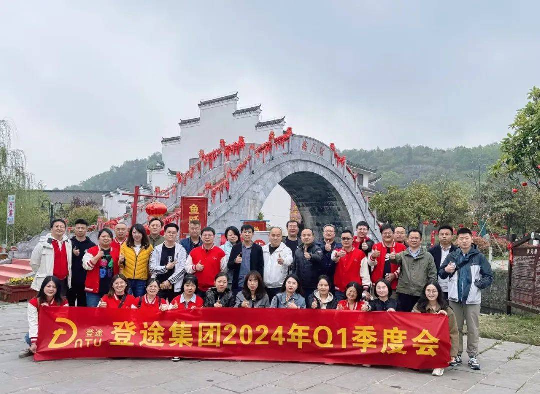枞阳县浮山风景区,以奇峰怪石,飞瀑流泉著称,不仅自然风光迷人,文化