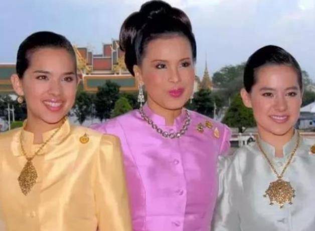 原创泰国公主不嫁人混血公主27岁嫁美国人泰式美人变幸福胖妈妈