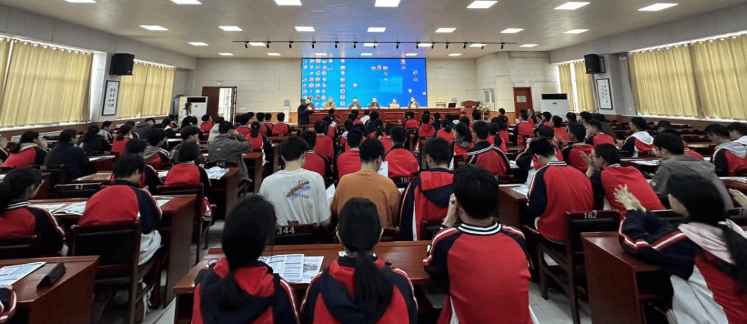 热烈祝贺河南省2024年全国名校高中行暨协同育人交流对接会完美收官