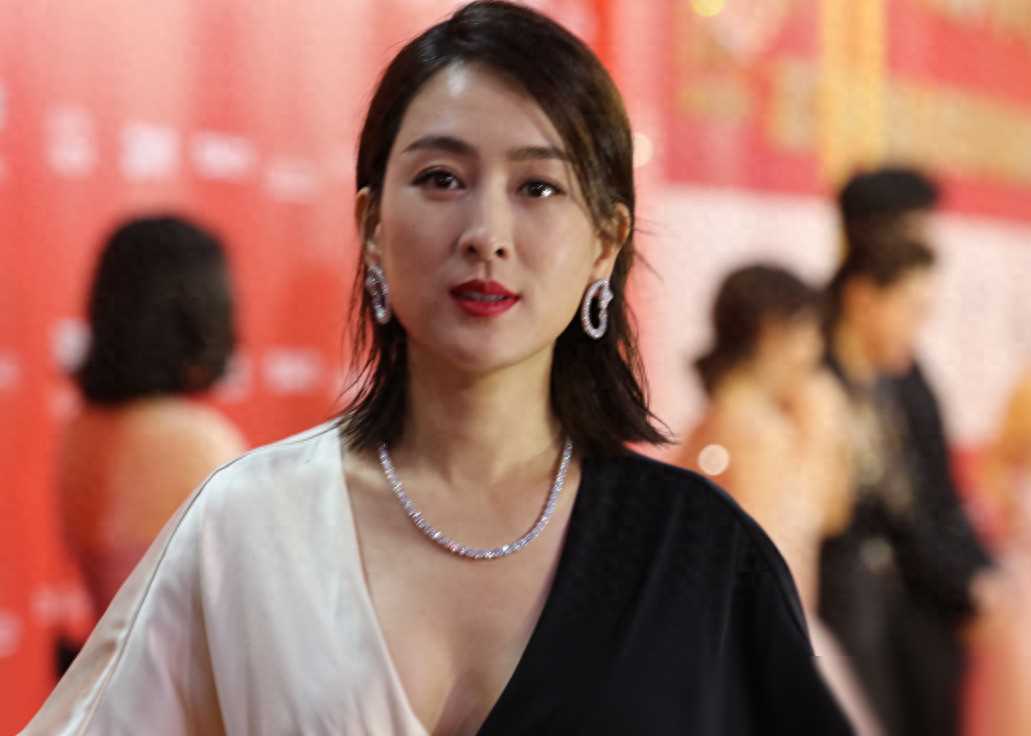 分手后的马苏,重拾幸福的关键——选择的重要性_孔令辉_事业_感情