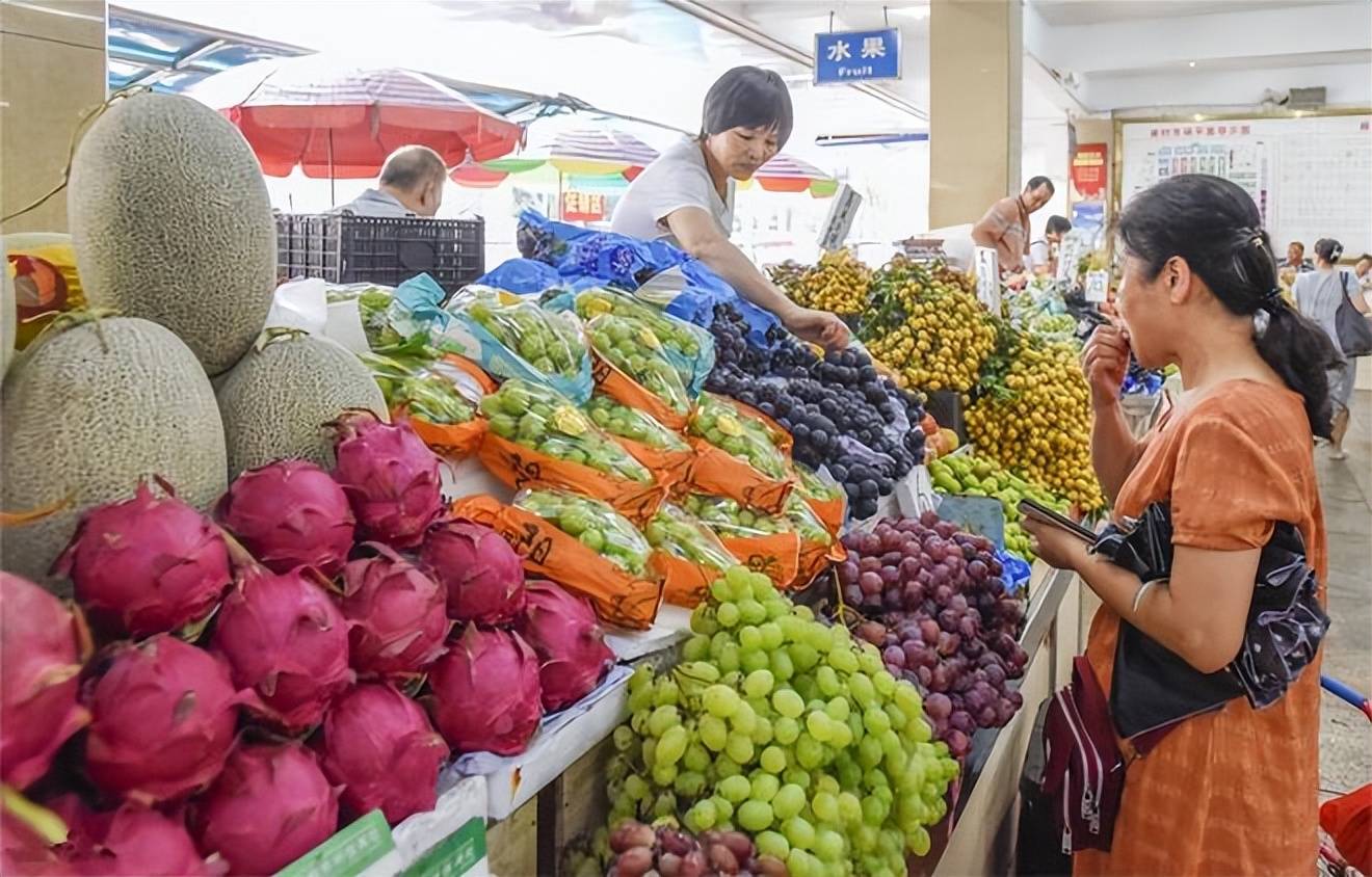 由于广西已经连续六年,稳居全国各省水果总产量第一名,因此各种新鲜