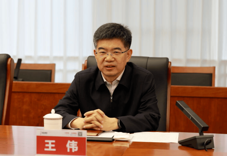 王伟访问建龙集团_发展_石嘴山市_宁夏