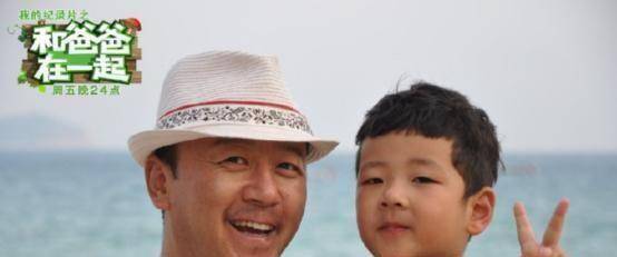 郭涛基因太强14岁儿子身高18多米穿西装都认不出来