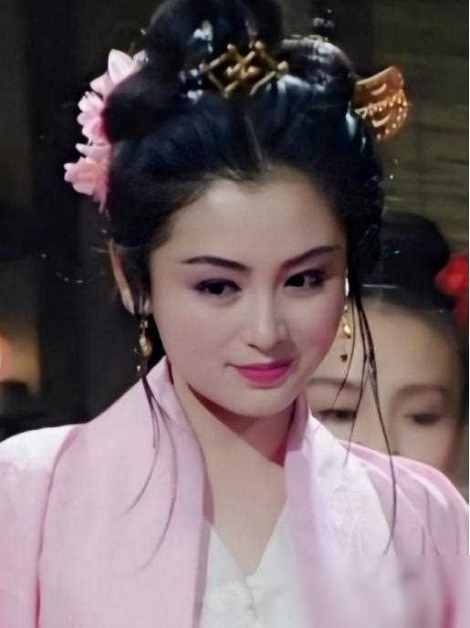 她被称为"大陆第一美人",55岁仍如花似玉_陈红_挑战_人生