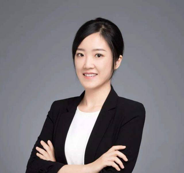 原创中国芯片女奇才17岁入北大28岁成博导30岁获全球仅3人大奖