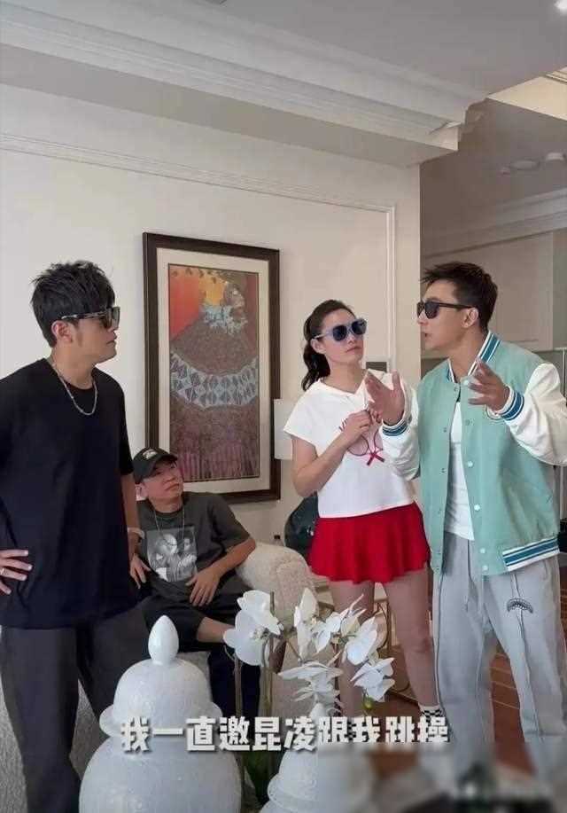 刘畊宏夫妻直播风波妻子情绪失控网友担忧流量下滑