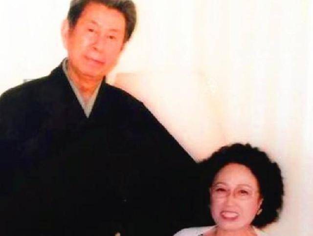 津井健:照顾爱妻40年不离不弃,83岁去世当天迎娶60年前初恋_文惠_妻子