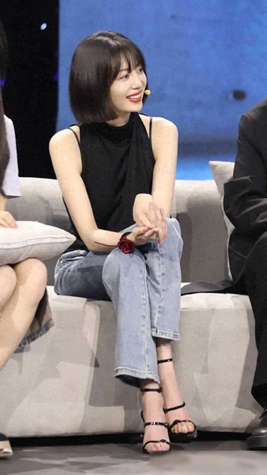 李溪芮轻松驾驭多种风格展现无限魅力