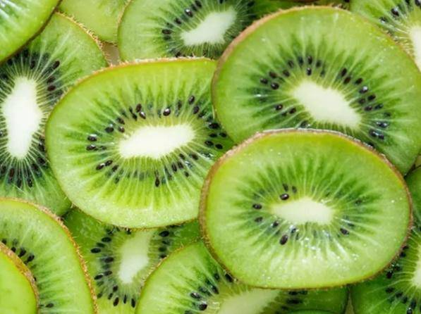 原创肝不好的人不能吃香蕉医生忠告要想养肝4种水果劝你少吃