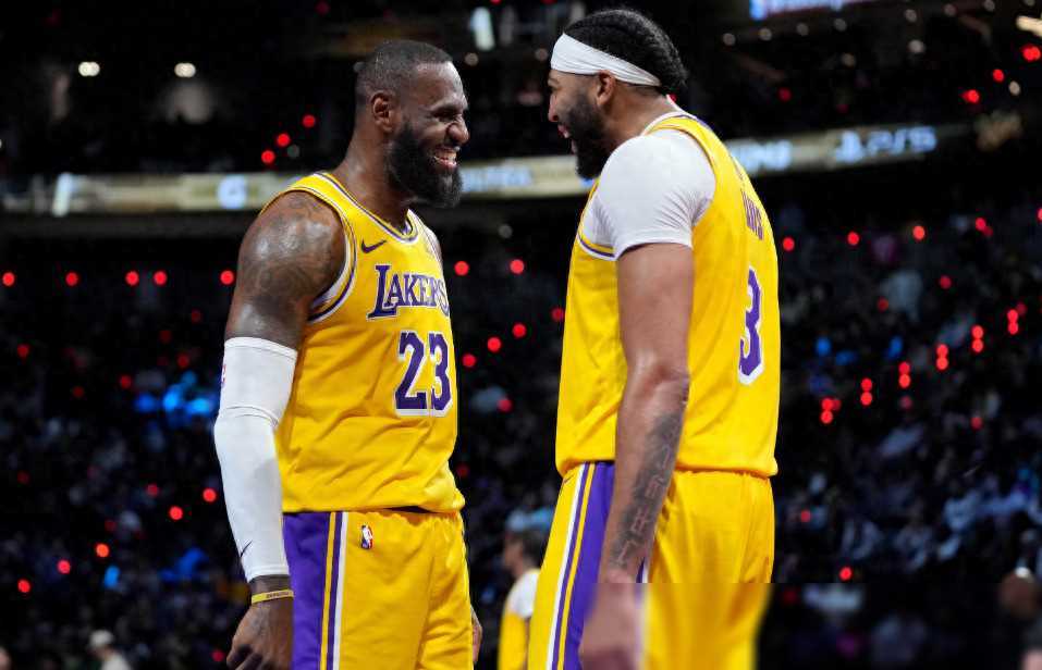 詹姆斯绝杀,浓眉内线统治,里弗斯带队逆袭_比赛_1_nba