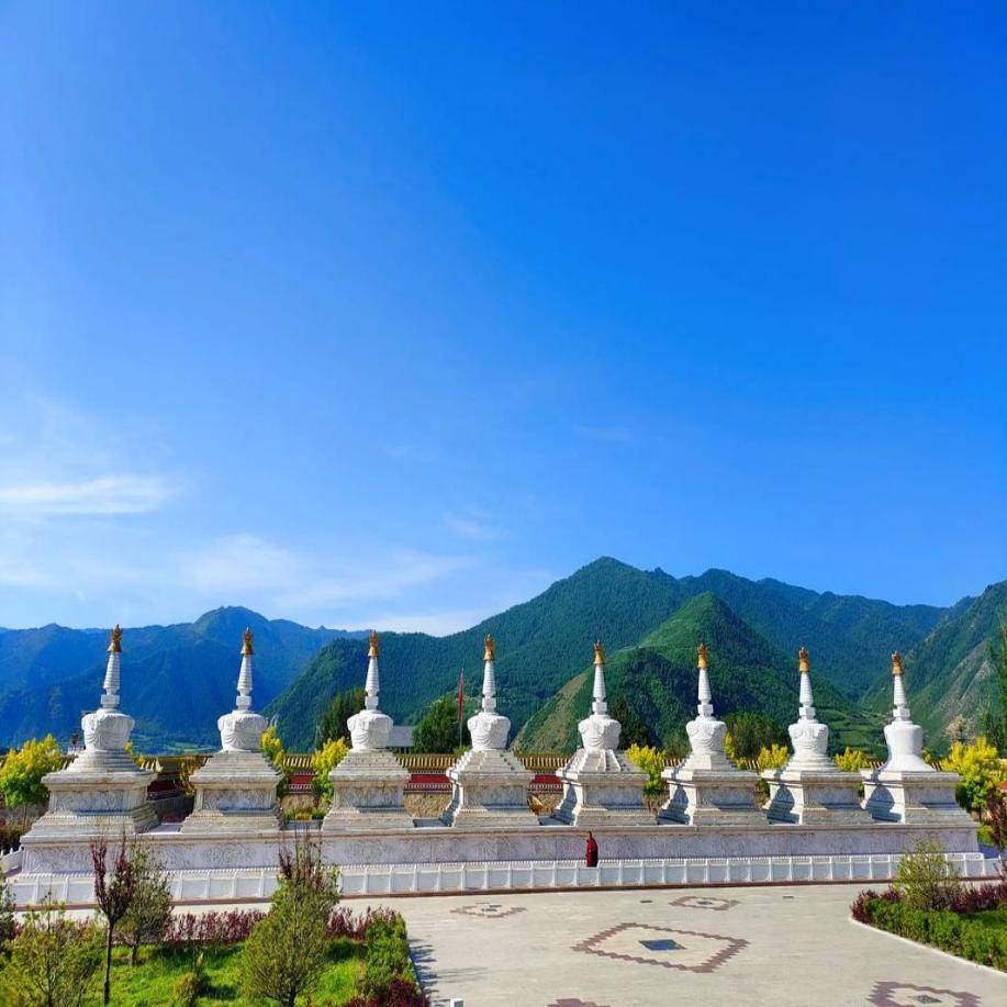 和田市到大西北跟团旅游57天需要多少钱人均2000左右经历分享