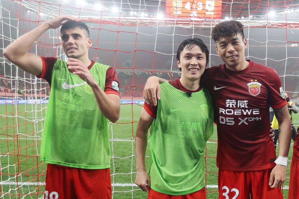 原创上港让鲁能吃到哑巴亏免费从球队手中抢走宝藏飞翼如今成核心