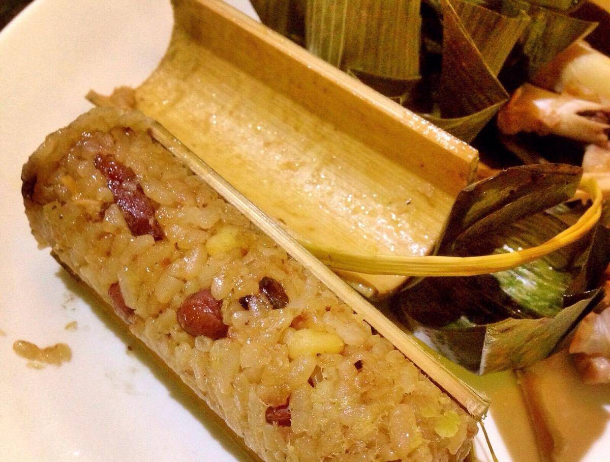 走起!傣家泼水节美食大揭秘,跟着水花,尝遍雨林秘境的酸辣鲜香