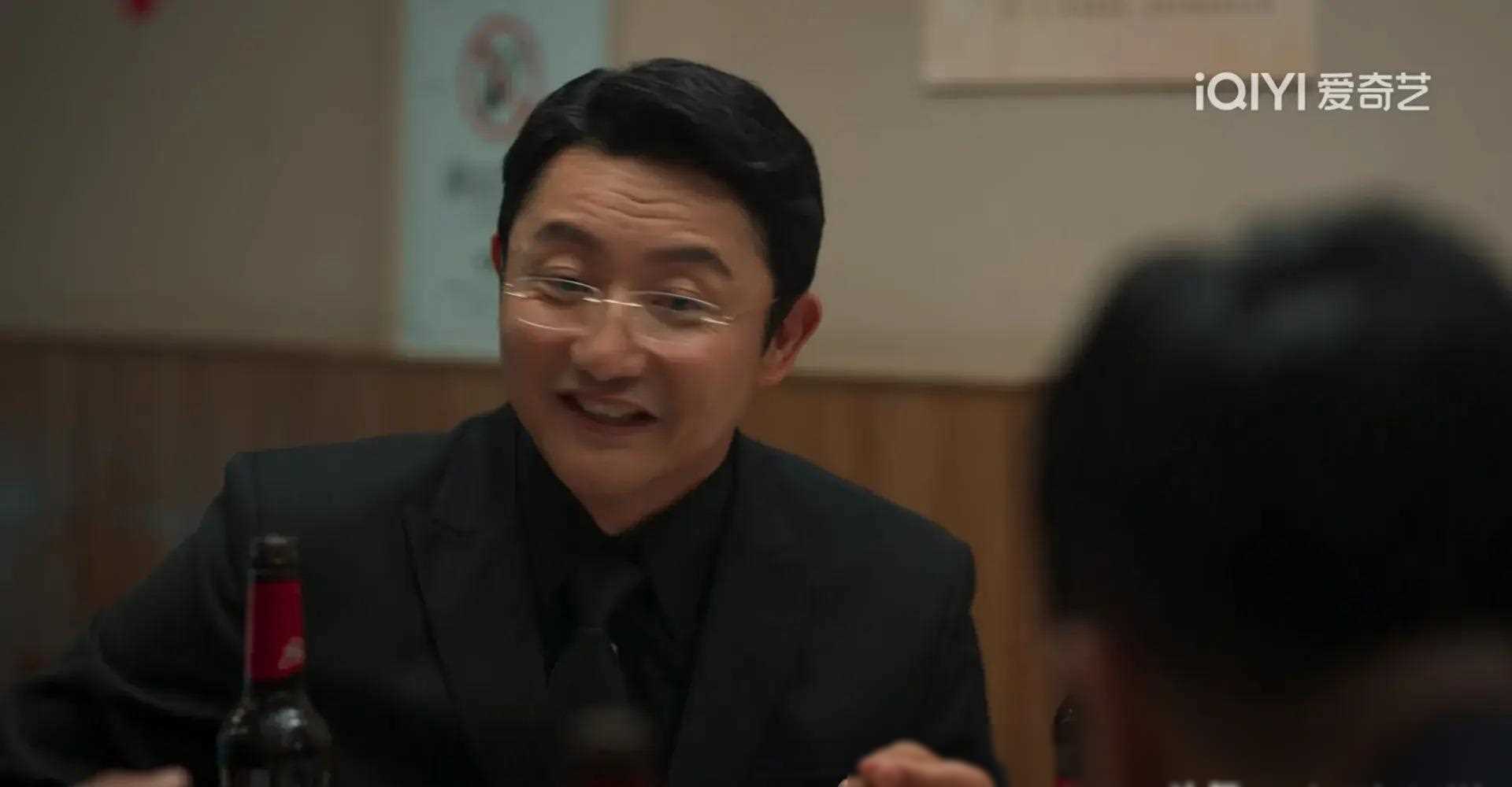 原创城中之城心机王黑化连环布局三人结局凄惨早有定数