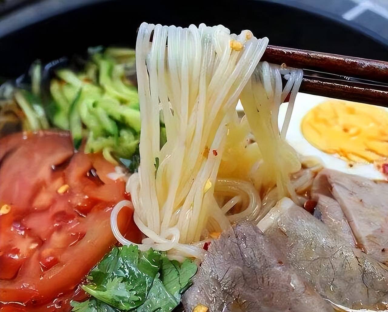 朝鲜百姓平时都吃啥?从伙食看朝鲜人民生活水平,和想的不太一样