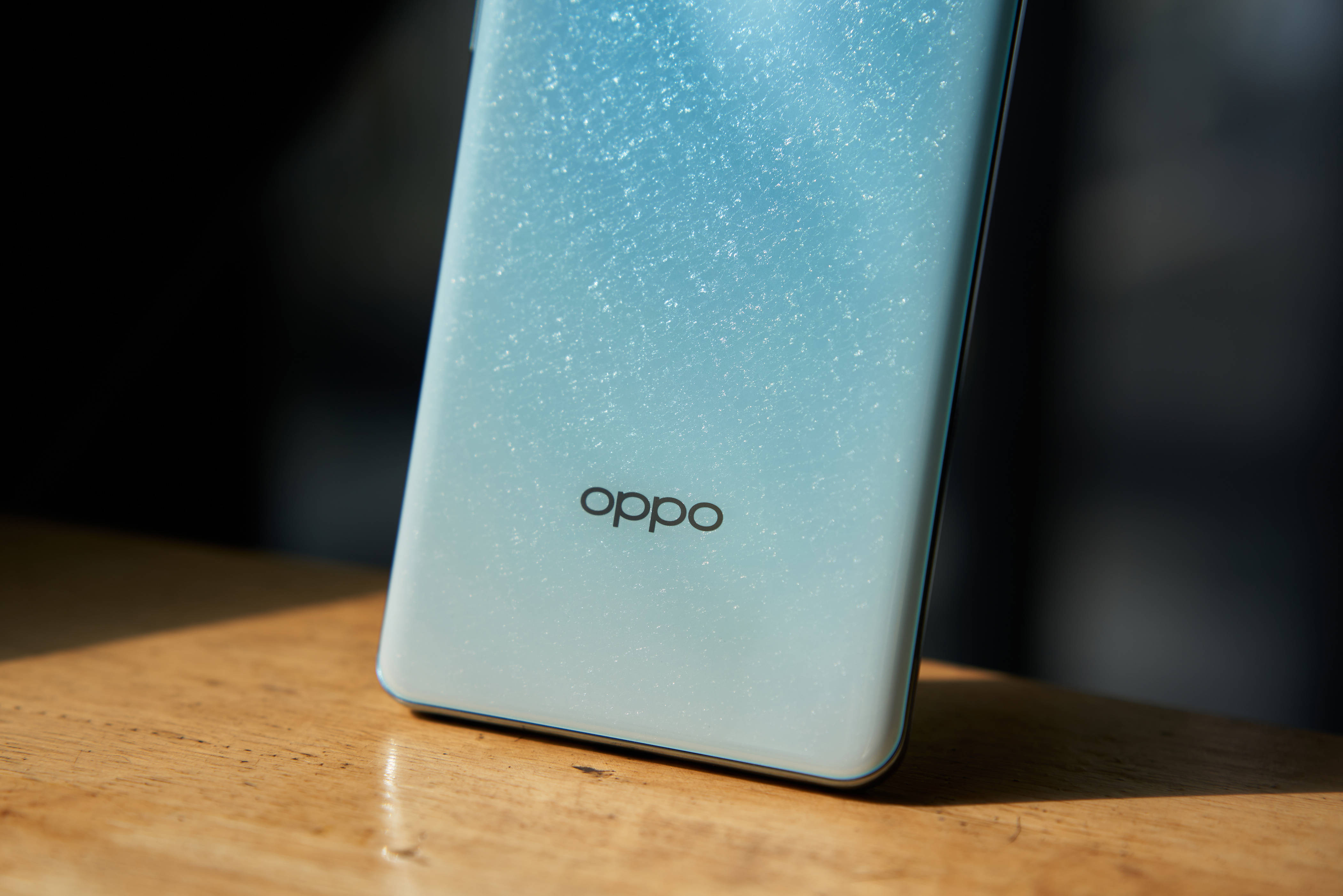 各种堆料!oppo a3 pro超高耐用性引热议,这些设计细节给出答案