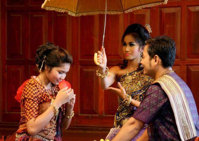 去柬埔寨工作男性,为何大多数不愿迎娶当地姑娘?_女性