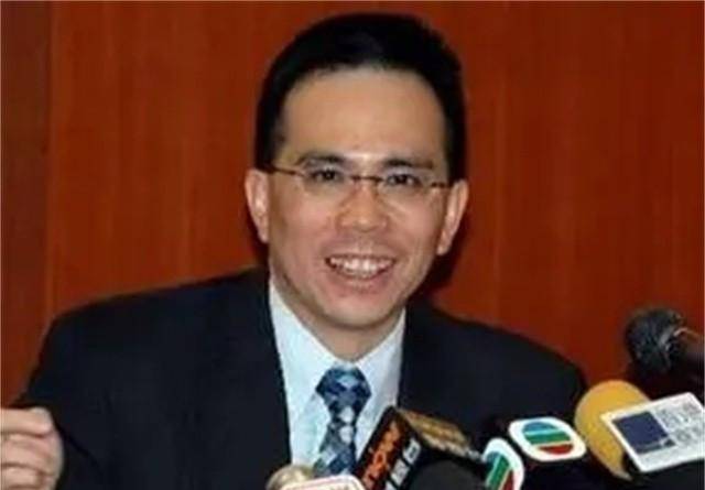 却让首富之子钟情30多年,成身价不菲女富豪_李泽钜_王富信_李嘉诚
