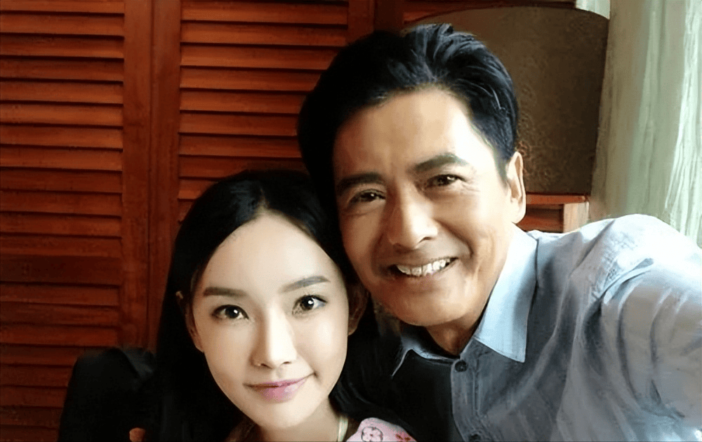 被发掘时才大二,拍戏捞金26亿,如今成为最美晶女郎_王晶_童菲_电影