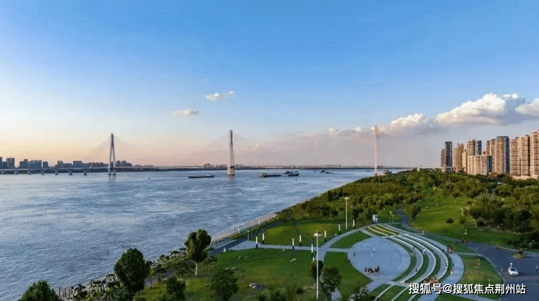 武汉仁恒滨江园