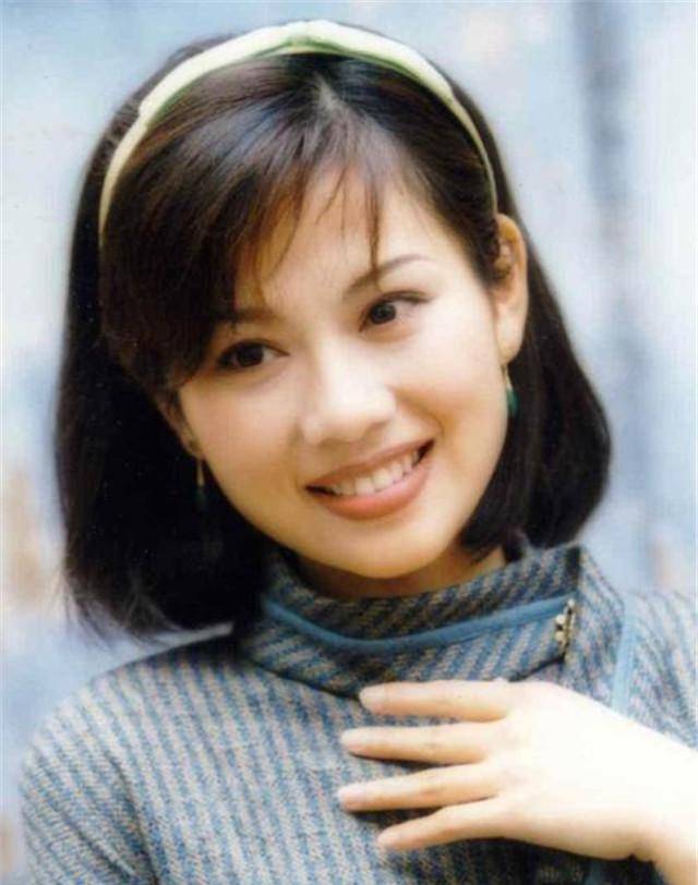 陈松伶:被嘲发福不配参加女团,曾是90年代初的tvb女神_香港_生活