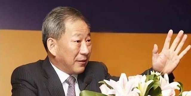 原创娶一个学生为妻生二胎辞职我们第一疯子严洁和现在怎么了