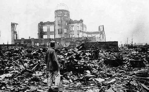 广岛原子弹从投放到爆炸仅43秒投弹美军飞机如何逃生