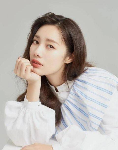 刘思远:才貌双全,艺技非凡