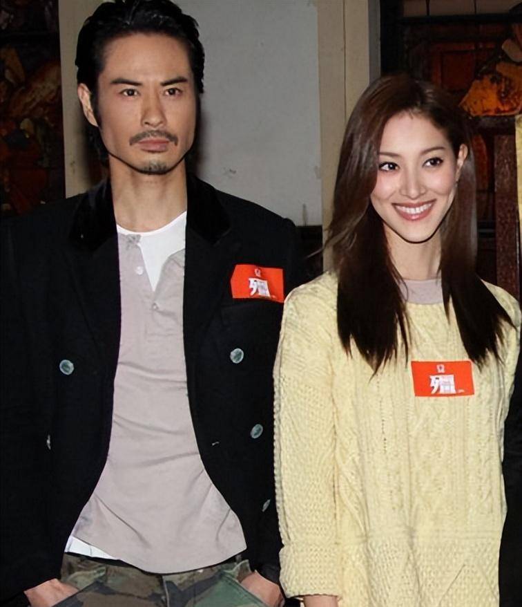 原创出身豪门又是港姐冠军她为何嫁大22岁男星甘当生育机器