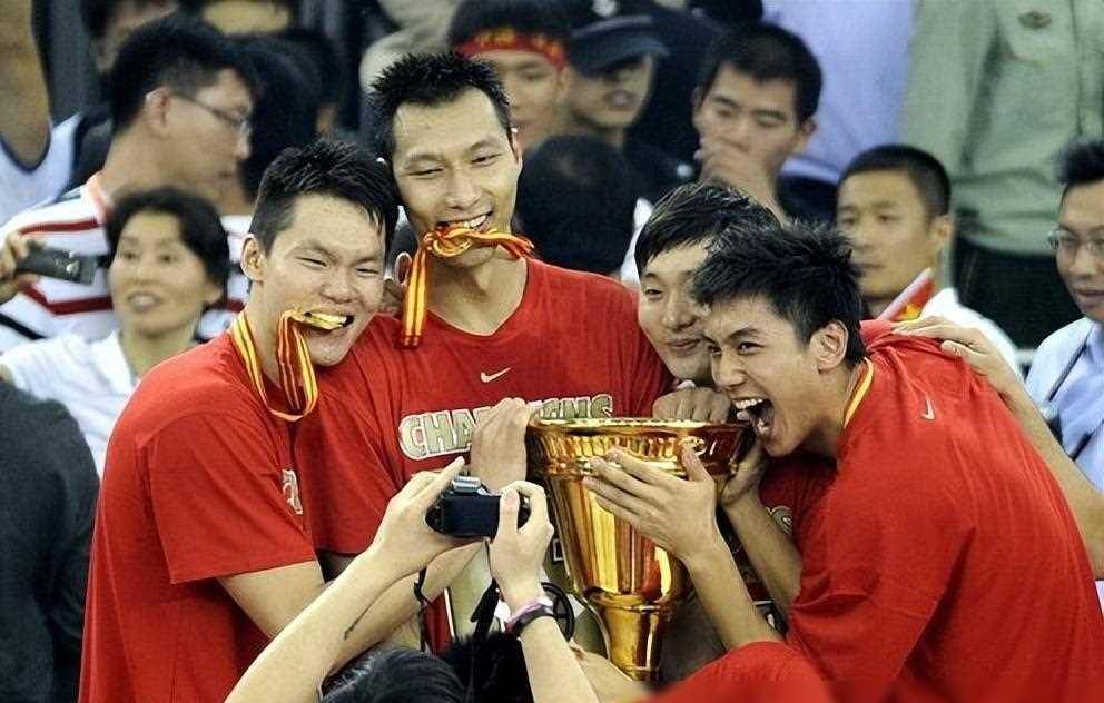 原创6次mvp历史得分王他是广东10冠队魂他是cba的go