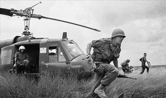 55天歼灭百万大军收缴60亿美元的武器装备15年后变成一堆废铁