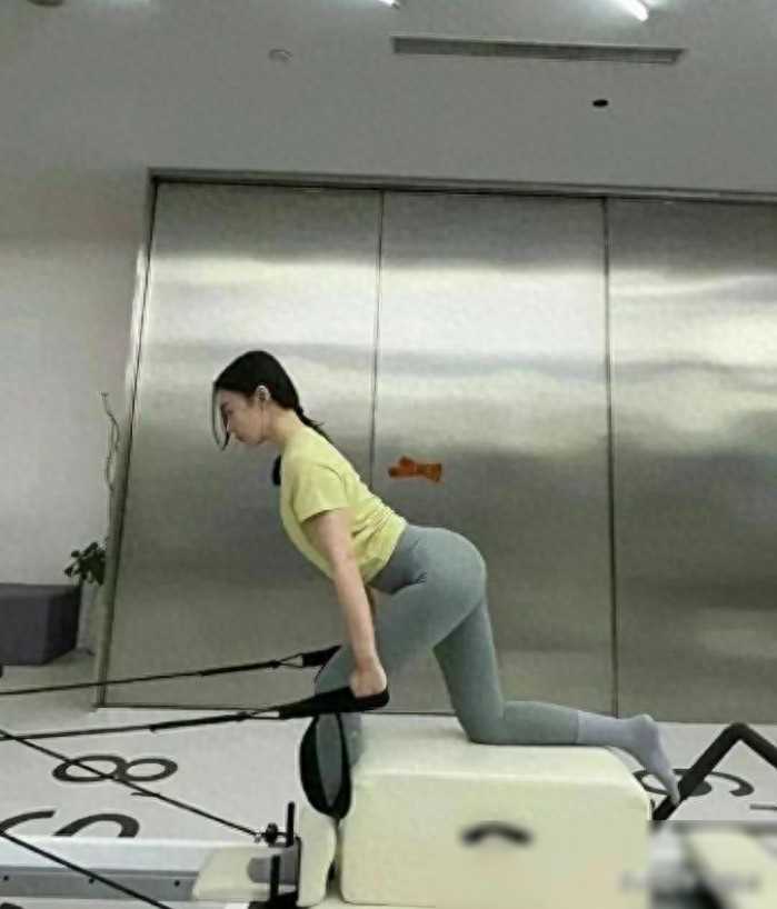 回想起当年,袁姗姗与刘诗诗,唐嫣等被称为最有希望大火的四小花旦