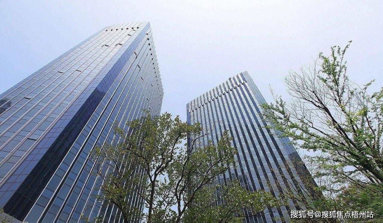 上海品尊国际中心写字楼租1-20人独立办公室 精装修 交通便利 可注册