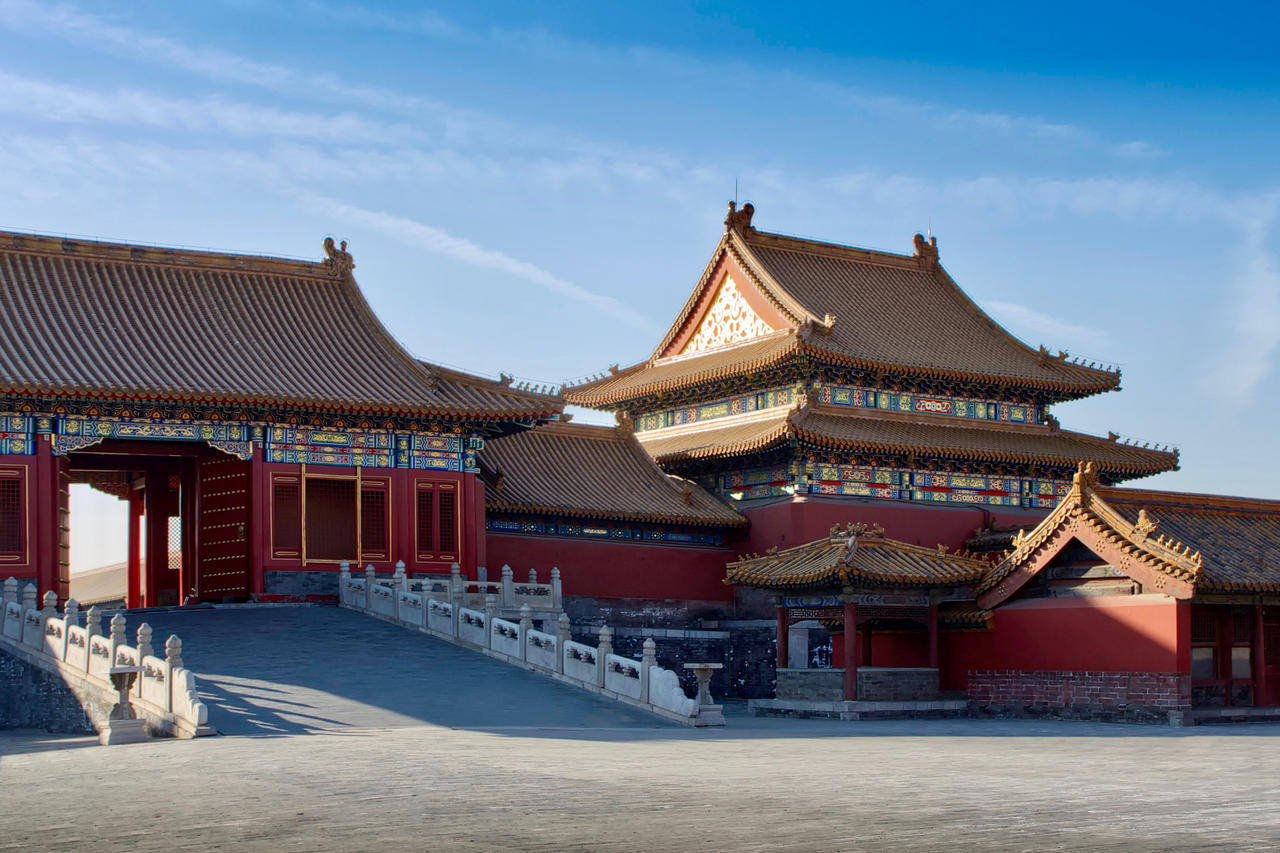 北京旅游资源丰富,有世界上蕞大的皇宫紫禁城,皇家花园北海,皇家园林