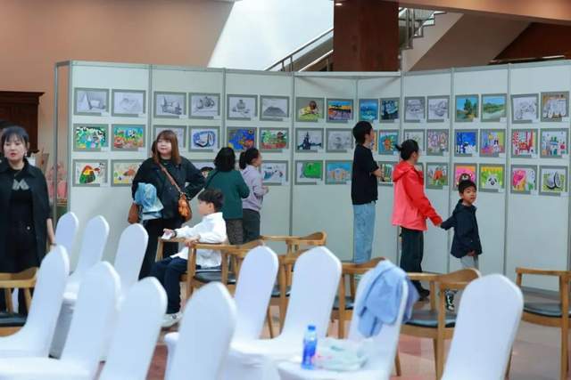 泊林杯青少年美术作品展在北京金台艺术馆举行