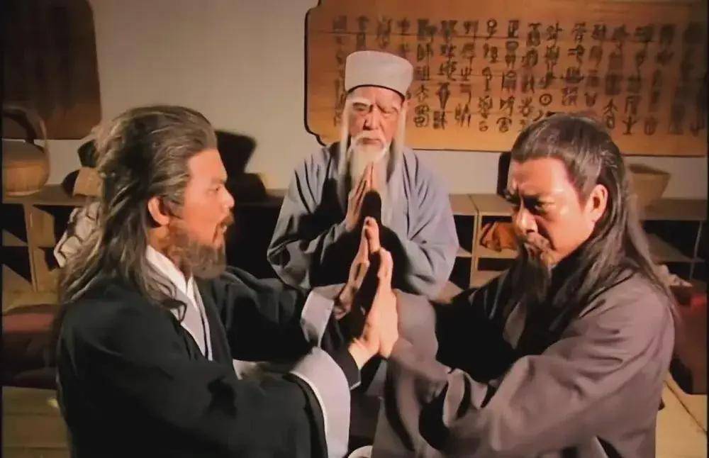 空见的金刚不坏神功厉害吗?起码有四个人,比他的防御更强!