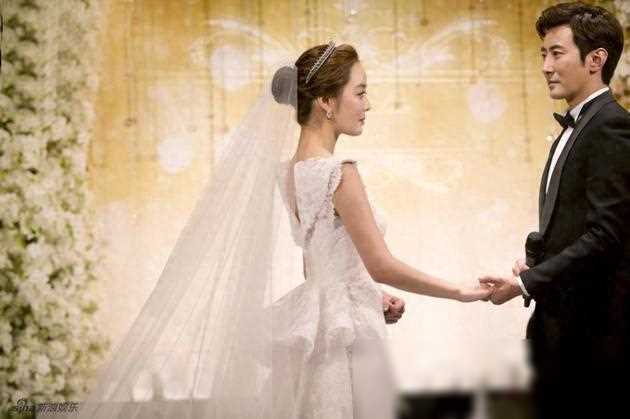 对离婚的明星夫妻:爱情尽头,有人坦然放下,有人分道扬镳
