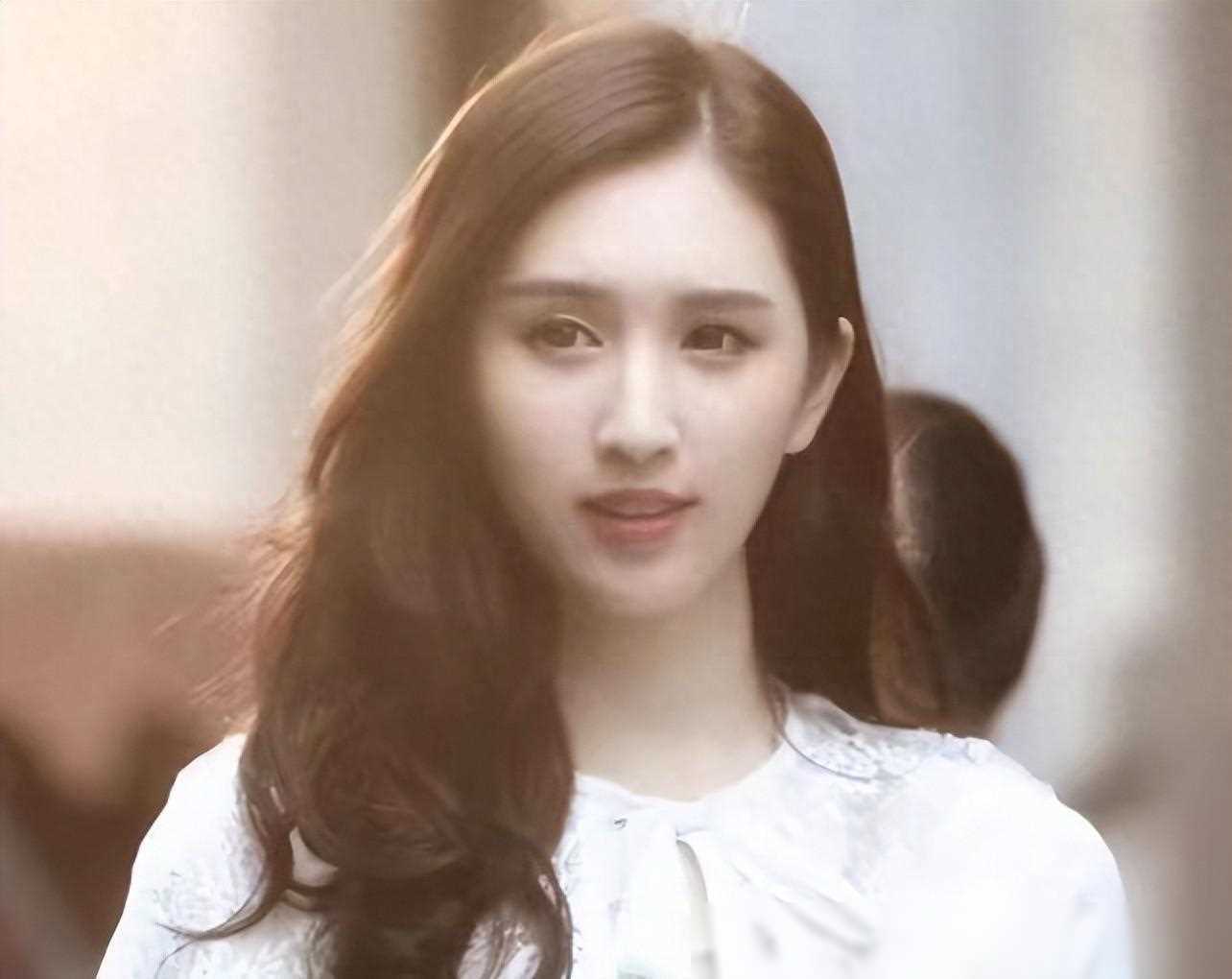 退役后与干爹相恋,这位体操第一女神的曲折爱情_何傲儿_家庭_林建名