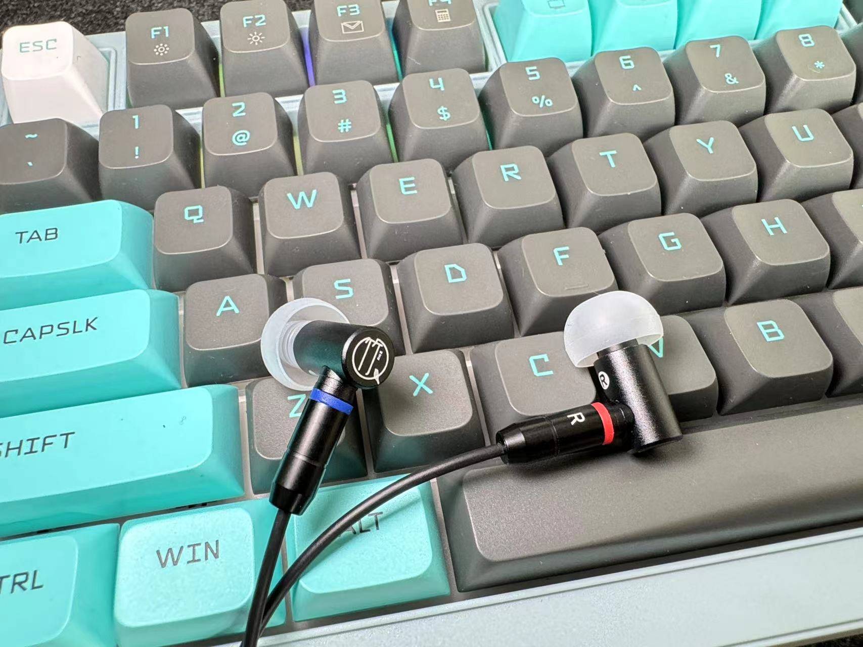 百元级HIFI耳机,竹林鸟百灵应该就是那个王者