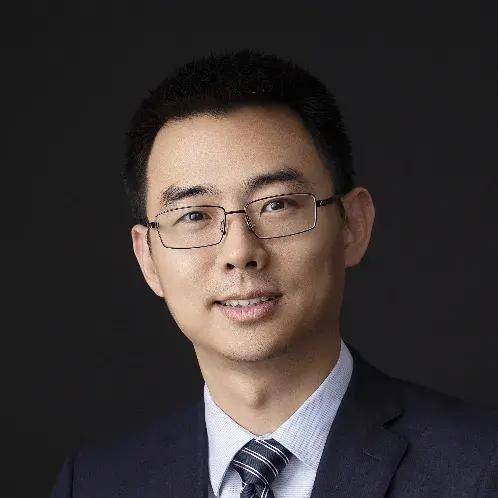 公募一季报出炉，加减仓哪些行业？权益基金经理原来这样应对！