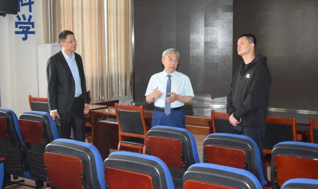 中国民营科技实业家协会副秘书长 周阳一行到锡市安防中心考察