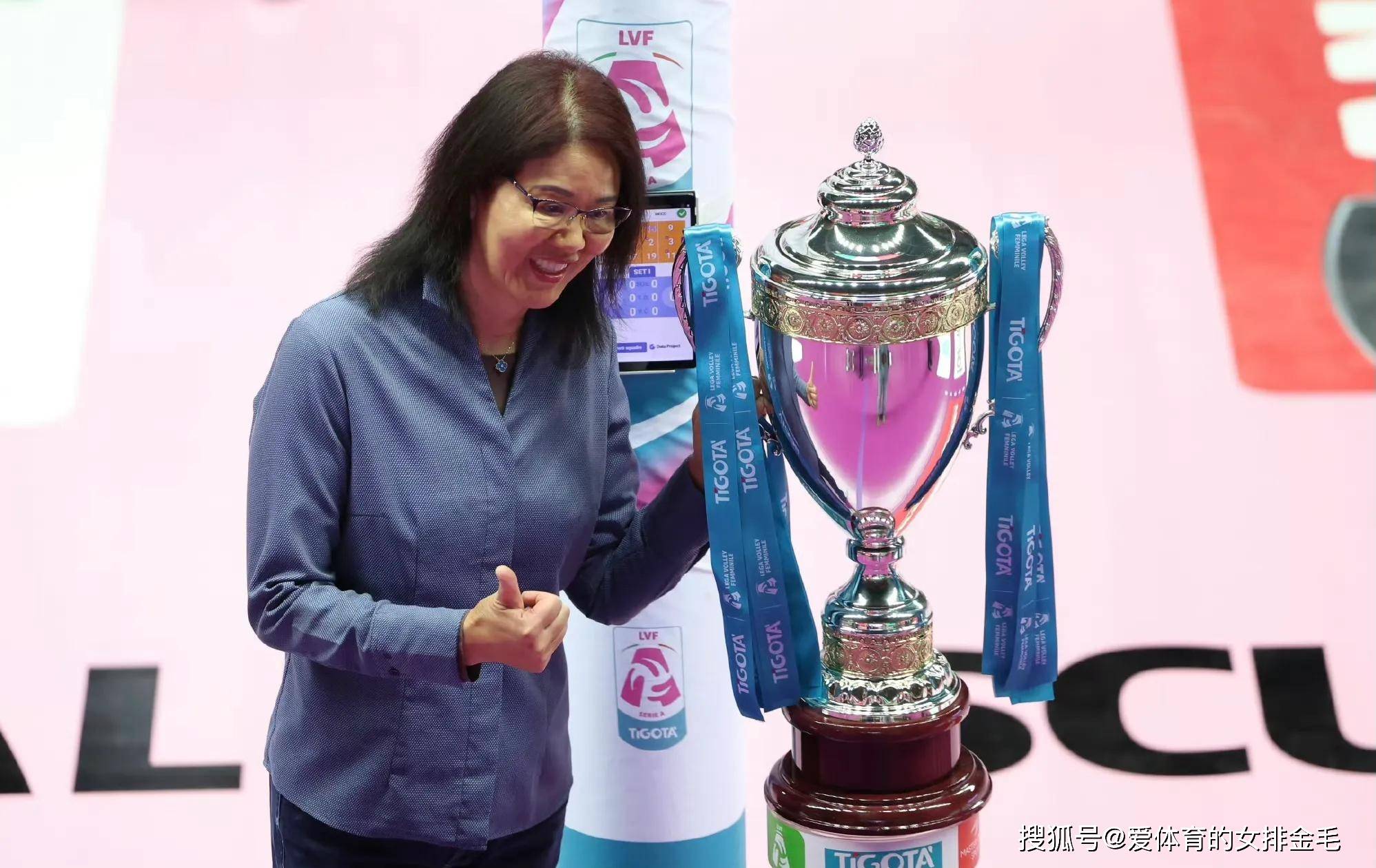 技术全面一锤定音不输朱婷_世界_进攻_中国女排