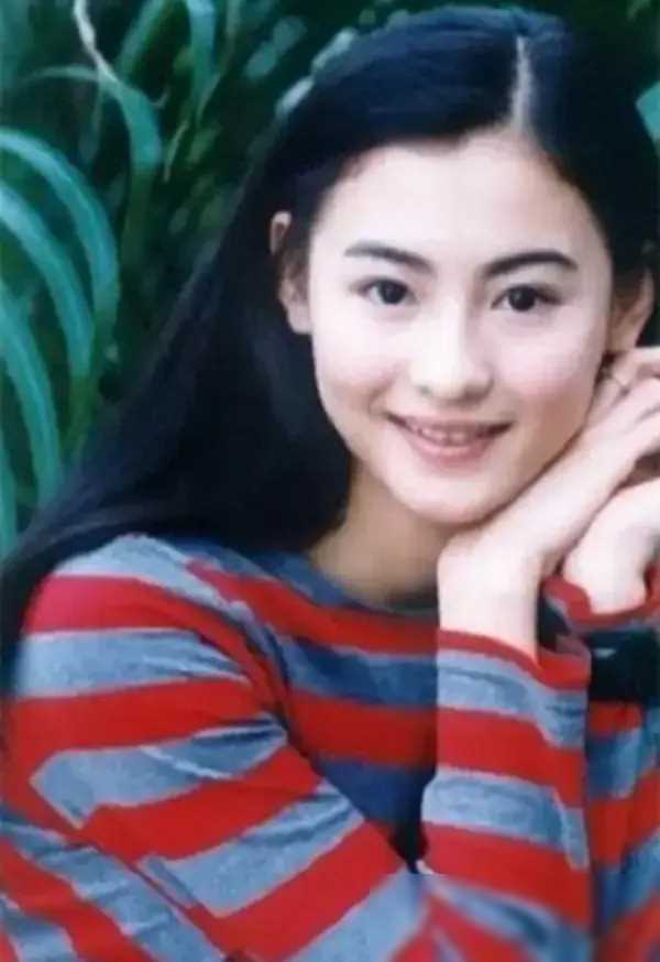 张柏芝多年照片引关注,为何不愿公开,背后原因令人唏嘘