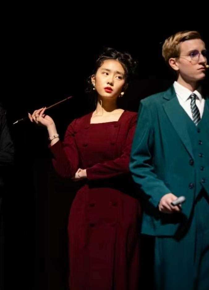黄磊老婆晒大女儿戏剧表演,多多展现演技天赋_成长_孙莉_舞台