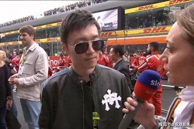 执掌6年第7冠!张康阳载入国米史册,还发放300万奖金,球员狂欢