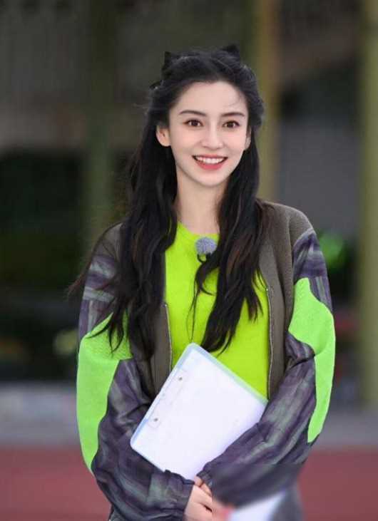 angelababy复出受阻,真相并非"疯马秀"惹争议