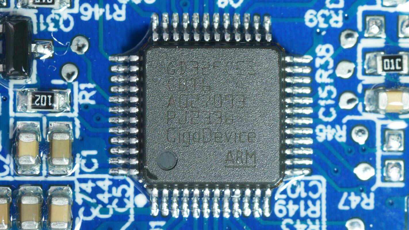 新一代电小二户外电源1000 pro 2拆解:全新安全快充